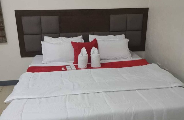 4-bedroom House near SM mall with WiFi, AC