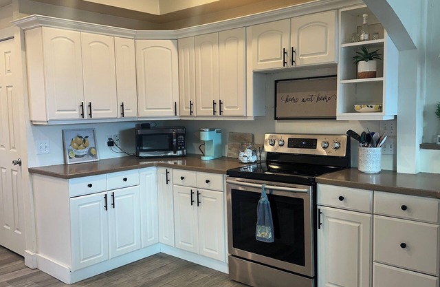 4 bedroom Lake Front home, 52 miles from Lambeau Field