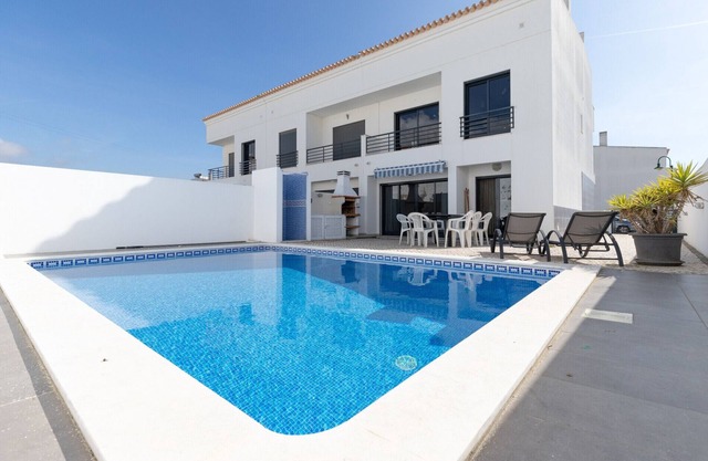Villa de 4 dormitorios con piscina privada en Vila Nova de Cacela by AlgarveManta (3V4)