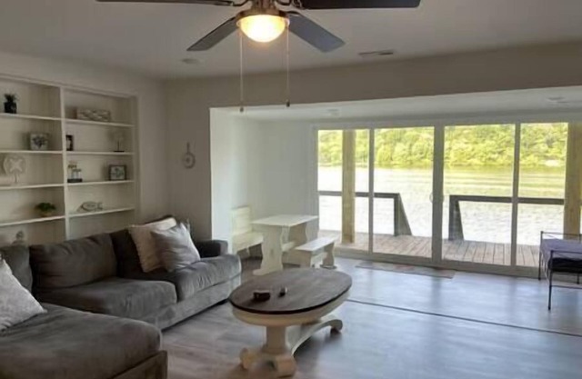 4-BR Spacious House by the River w/ Backyard & BBQ