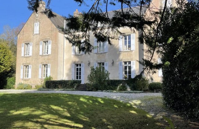 4* / Calm and nature, beaches and center within walking distance