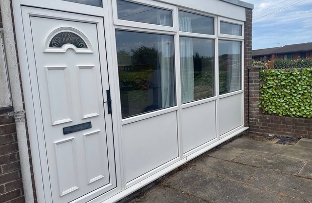 4 Guests - Pet Friendly - Chalet Beach Home Chapel