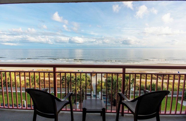 4 Inviting Oceanview Suites Near Myrtle Beach SkyWheel & Top Attractions