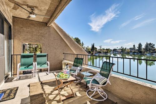 4 Mi to ASU Lake-View Tempe Condo with Pool Access