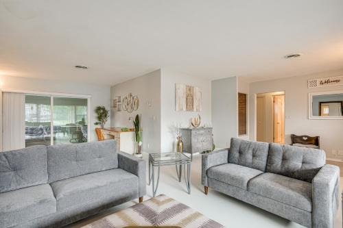 4 Mi to Legoland Poolside Paradise!