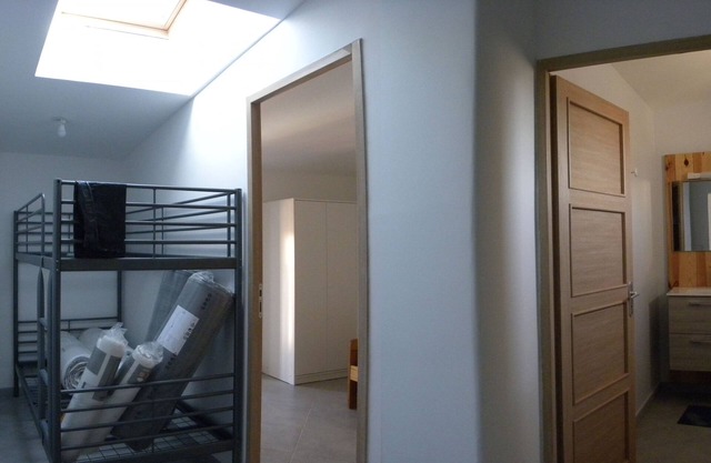 4 - Rent apartment in LUBERON in PROVENCE 4 beds