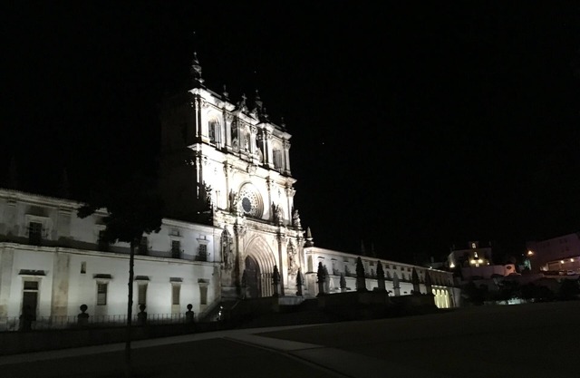 Apartamento de 4 habitaciones en Alcobaça, Portugal