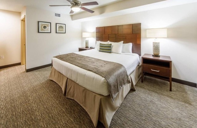 4 Spacious Villas with Full Kitchen & Balcony l Splash Pool & Resort Amenities