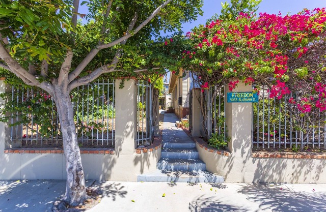 4057 Stylish North Park Gem. Walk to Balboa Park, Zoo, Eats & Nightlife!