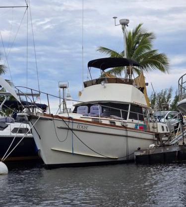 43' Classic Trawler 5 Star Resort Pools, Views, Dining Free Shuttle to Downtown