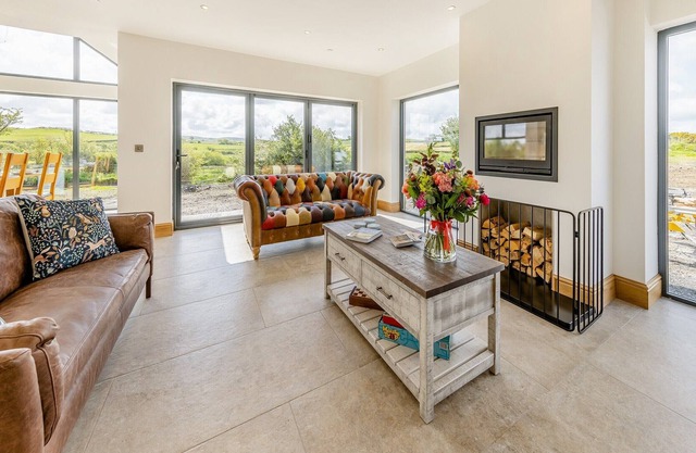 5 bedroom accommodation in Aberystwyth