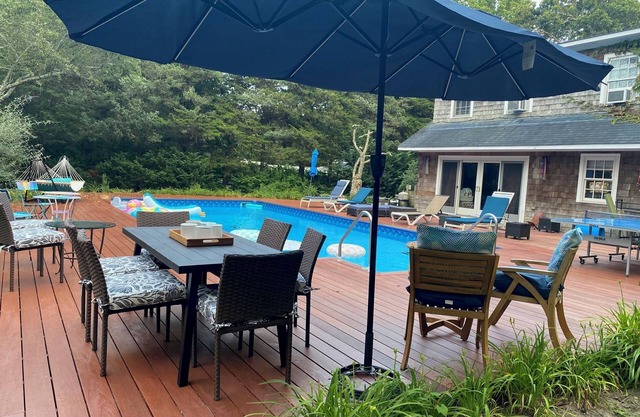 Familia privada de 5 dormitorios con piscina climatizada