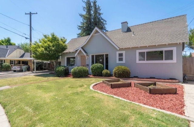 5-BR/3-BA - Luxury - Spacious - Outdoor Theater - Pool Table