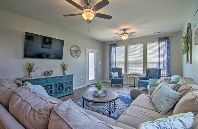 5 Mi to Bethany Beach Boardwalk: Home w/ Patio!