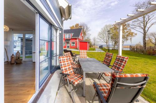 5 Sterne Ferienhaus Ostseenest mit Boddenblick