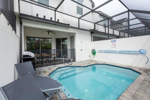 5BR Getaway with Pool Arcade Games and Resort Access