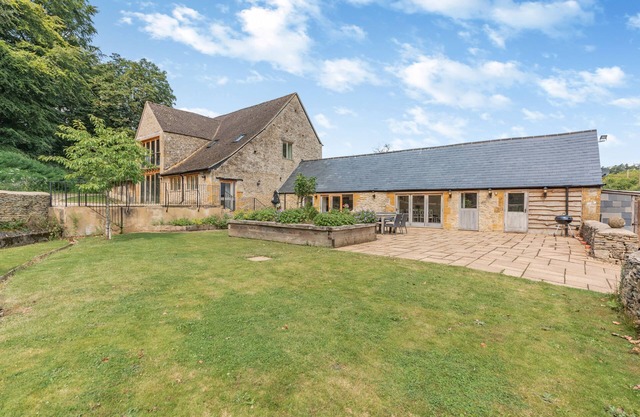 Luxurious Cotswolds Barn Conversion nr Stow