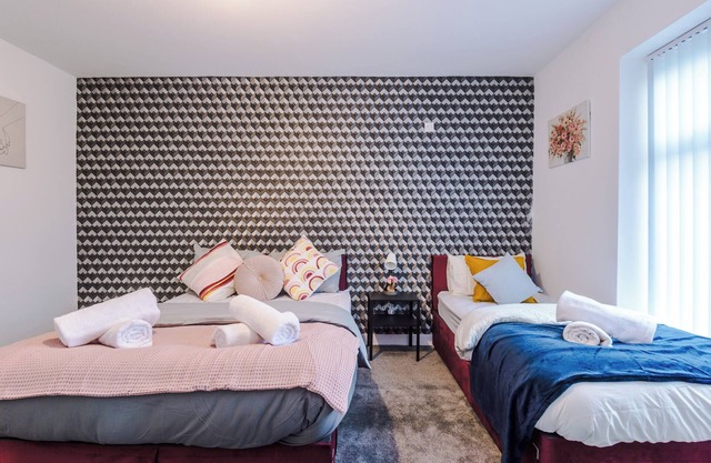 6BR in Castleton|WIFI|PARKING|Ideal for Contractors|Longterm Discount Applies