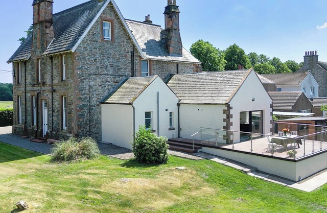 Alojamiento de 7 habitaciones en Castle Douglas