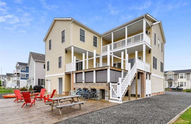 7 Bedroom Bayside Home in Bethany Beach: Elevator, Pool, Short Walk to Beach!