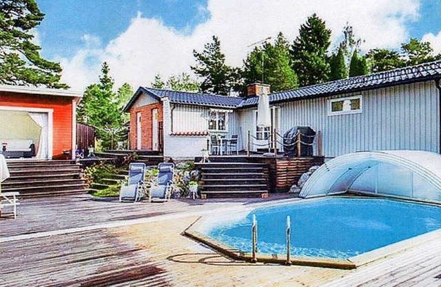 5 esrellas case en NYNÄSHAMN