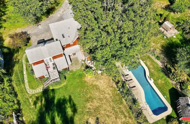 8,000 acres out the backdoor! Trails, Pool, Peace, Dark skies & Convenience!