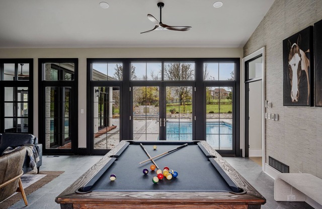 3 MINUTES TO VALHALLA- 7 Bedroom Luxury Estate