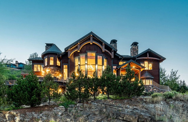 8 Bedroom Deer Valley Masterpiece with endless views. Theater, hot tub, game room, ski-in/out