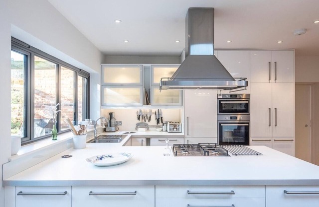 8 Bredfield Street, Woodbridge