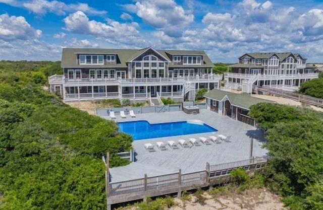 $8k off: Oceanfront Mega-Estate | 32BR - 6 Acres| Pool, Game Room, Theatre