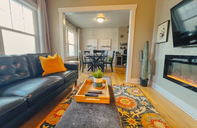 9th and 9th - FastWiFi - Downtown - W/D