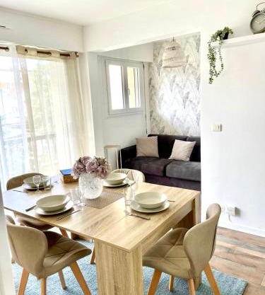 A 10min de Paris La Défense et Roland garros appartement tout confort avec parking et climatisation