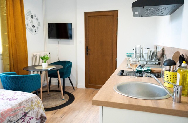 A 5 min à Pieds du Château de Fougères ! Appartement Idéal Pour un Séjour