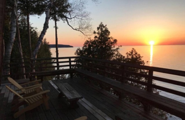 A Amazing Cliffside Home Rental