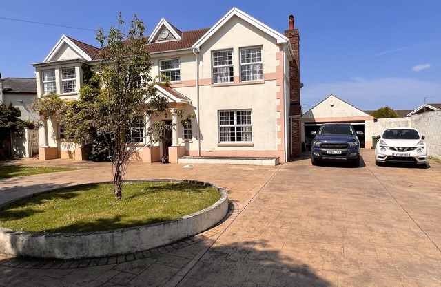 A Beautiful 7 bed house