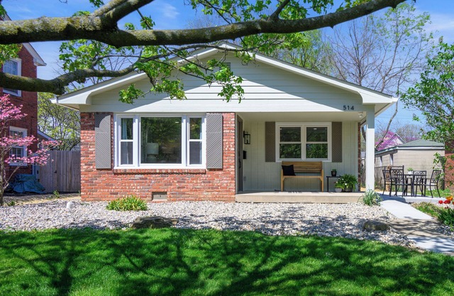 A beautiful retreat right next to Butler University!