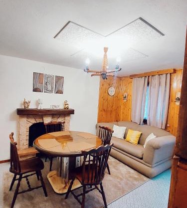 A beautifully furnished semi-detached house in Strozza, Bergamo