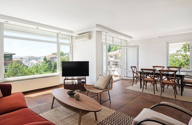 Charming Bright Modern 3bed/2bath + Balcony #21