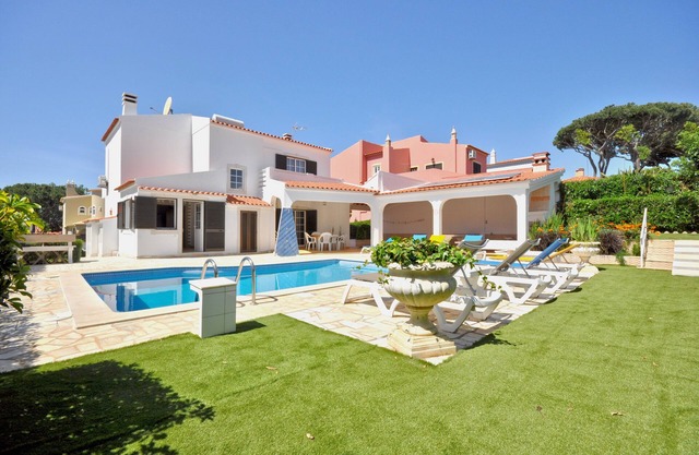 A Fantastic Place for Families, Hilton Hotel are and close to amenities
