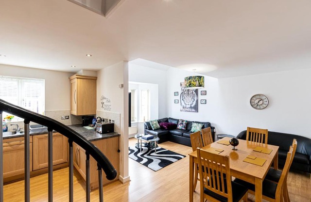 A Jungle in Houston, Warrington, Great Sankey