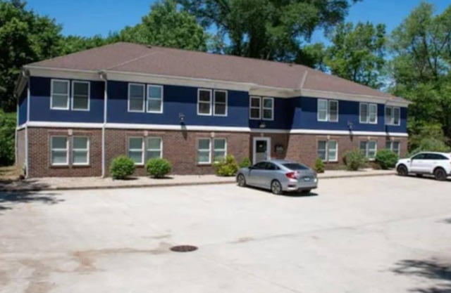 A Notre Dame 2BR Classic Apt - 4 mins to NDU