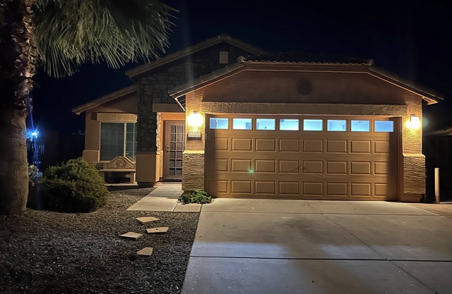 A perfect 3-bedroom house with WiFi, AC in delightful Queen Creek
