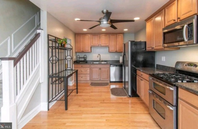 A PERFECT PLACE TO CALL HOME FOR A SHORT OR LONG STAY! "THE GAINOR ESTATE"