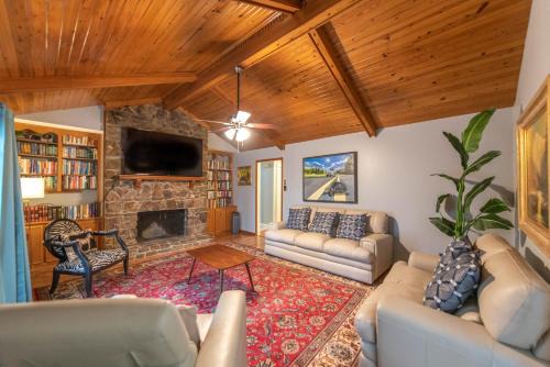 A Pleasant Home for Your Living Pleasure