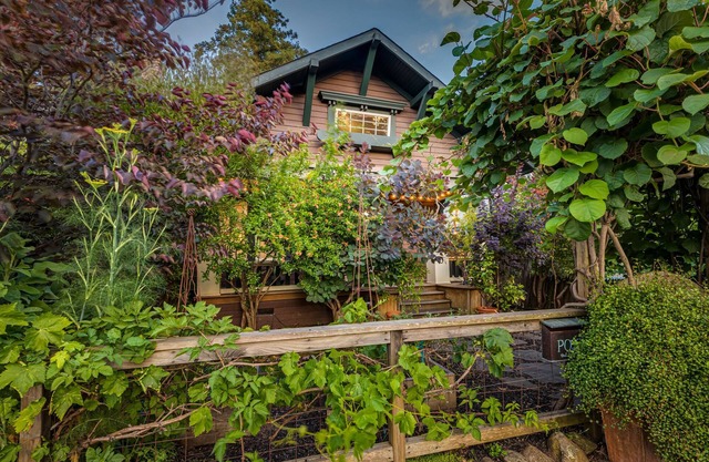 ¡Una casa privada y cómoda cerca de todo lo que sucede en Petaluma!