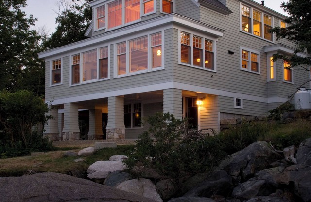 A SLICE OF HEAVEN | 4 Bed, 3 Bath