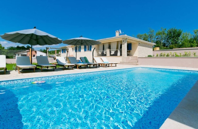 A spacious 4 bedroom villa with private pool and sauna