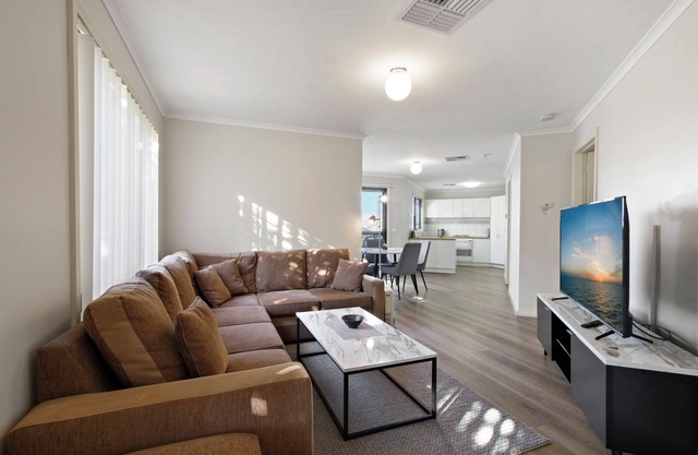 A Stones Throw - Metung