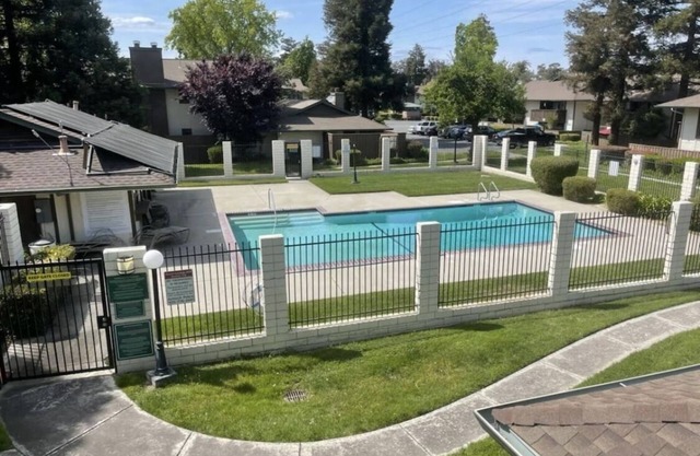 🌈A Travelers Dream💤Second Floor Condo Pool💦