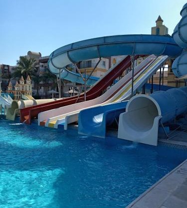 A two-room chalet in the village of Lale Land, Mirage Bay, Ecopark